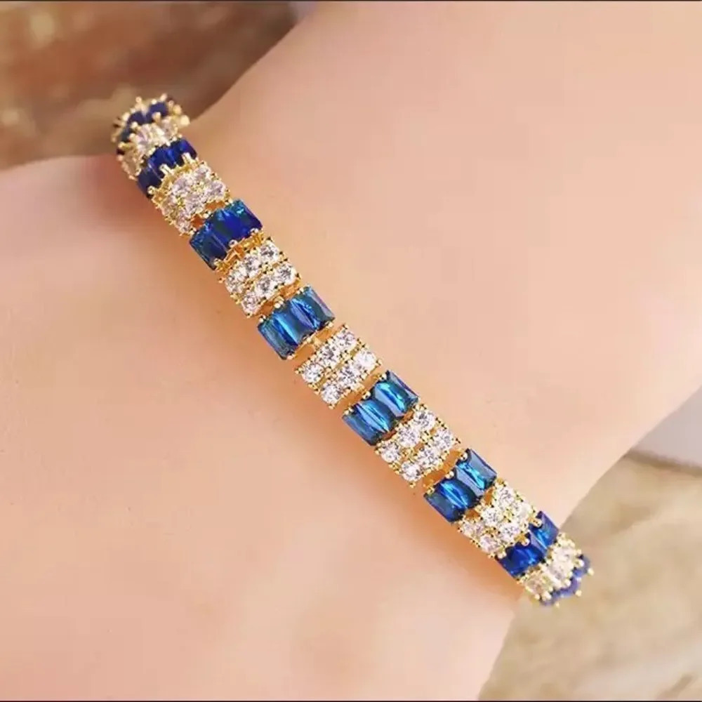VQ Rhinestones Bracelet - Picture 2 of 5